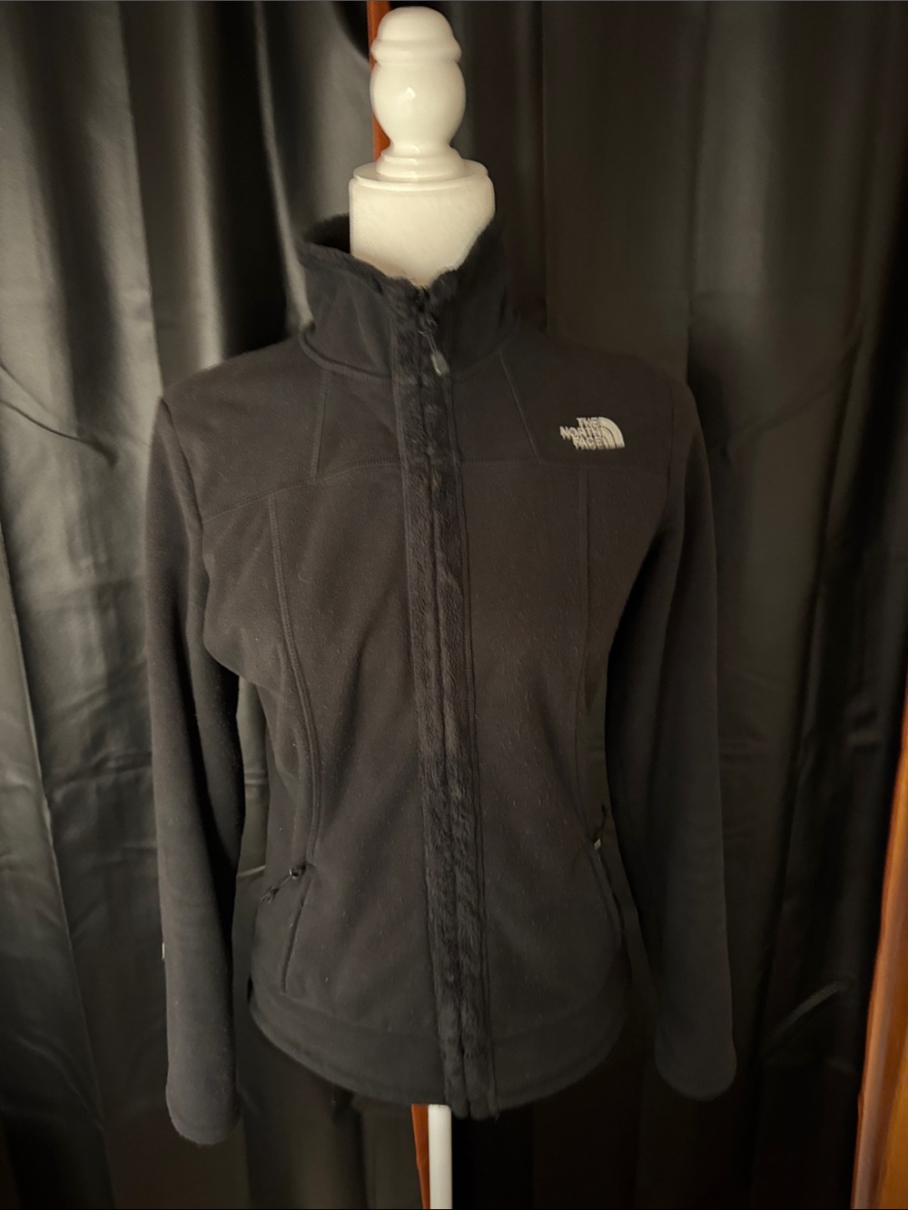 The North Face Women's Black Teddy Fleece Jacket